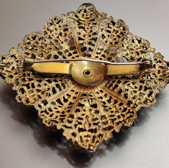 Vintage 30s Czech Filigree Brooch C-clasp - Picture 12 of 12